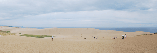 「馬の背」の風景ーくもり空です