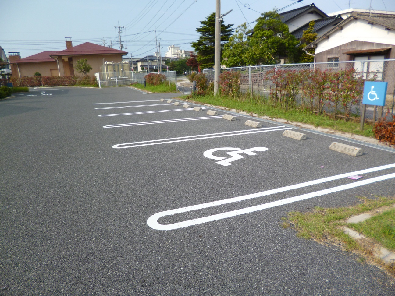 通園横駐車場