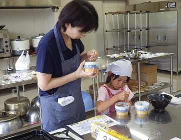 親子でスイーツづくり