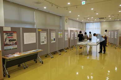 米子市立図書館の展示風景その2