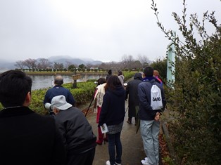 東郷池探鳥会の様子