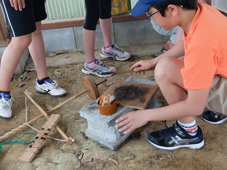 火おこし成功