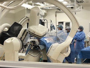 クモ膜下出血急性期症例での脳動脈瘤コイル塞栓術02