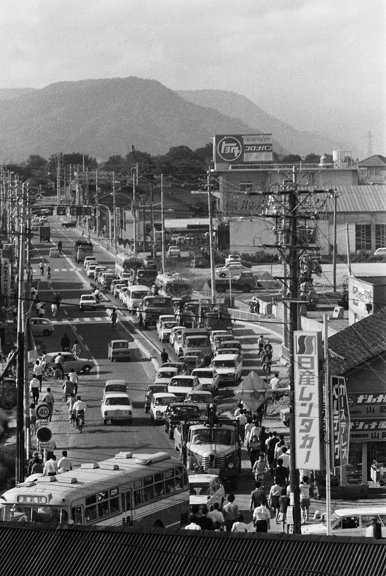 1971（昭和46）年の「棒鼻の踏切」付近の写真