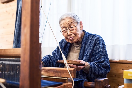 嶋田悦子氏