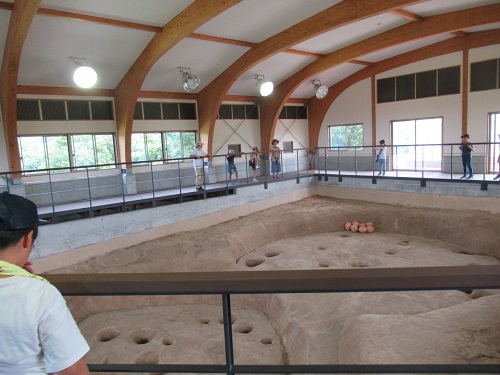 遺構展示館見学