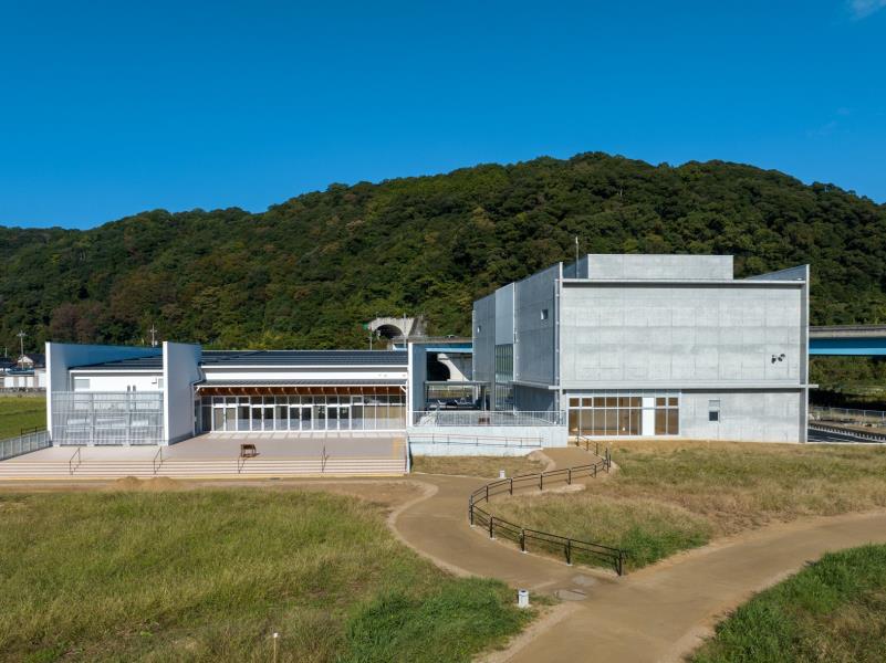展示ガイダンス施設 YAYOINE