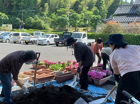 土づくり