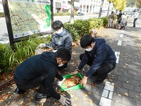 県民文化会館前