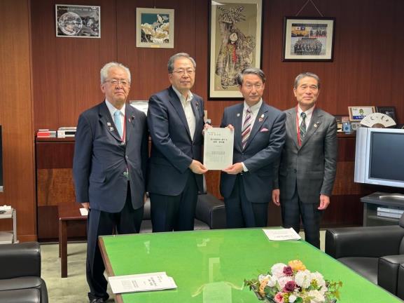 写真（国交省）