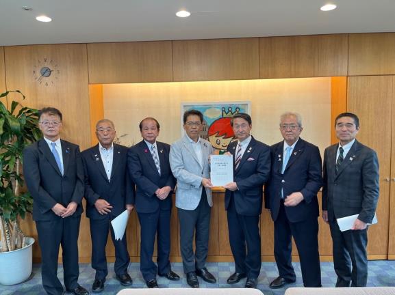 写真（厚労省）