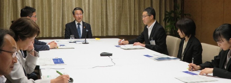 会議の様子1