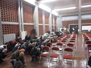 講堂での避難行動