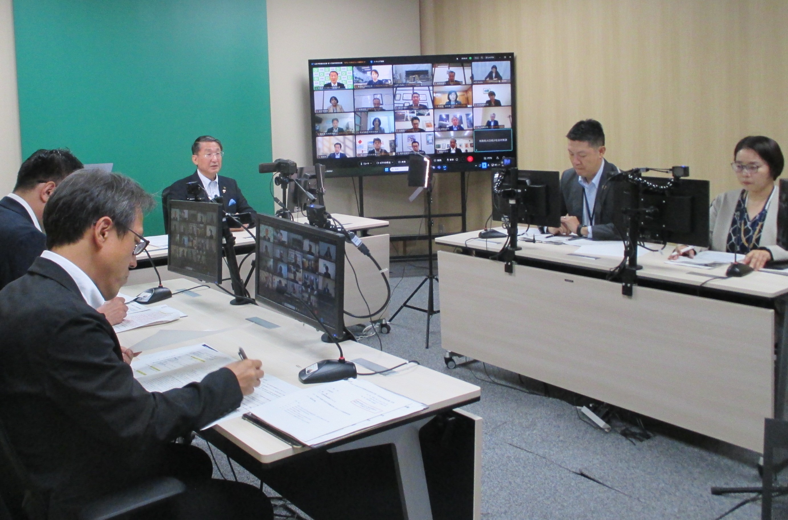 令和8年度 第1回政策戦略会議の様子