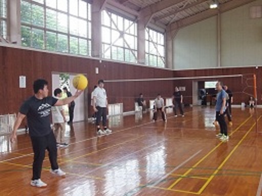 ソフトバレーの様子