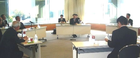 平成１９年度中国地方知事会第２回知事会議の様子
