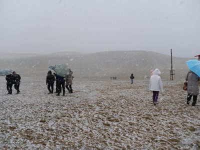 13時30分ごろ、階段上