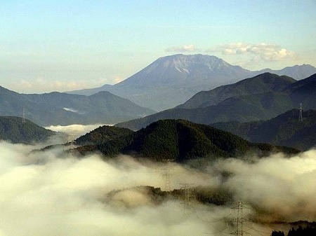 そびえる大山