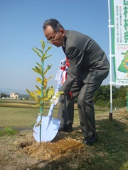 伯耆町議会議長植樹