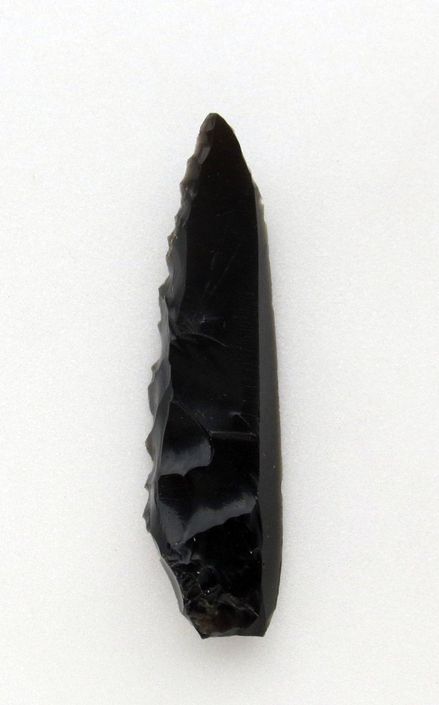中尾遺跡のナイフ形石器の写真