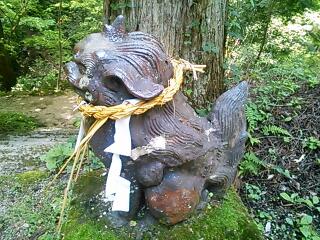陶器の狛犬(横向)