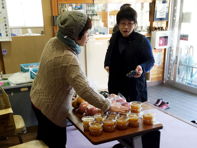 野菜などの販売