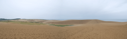 「馬の背」の風景－雨が降っています