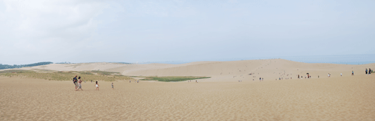 「馬の背」の風景-薄雲が広がっています