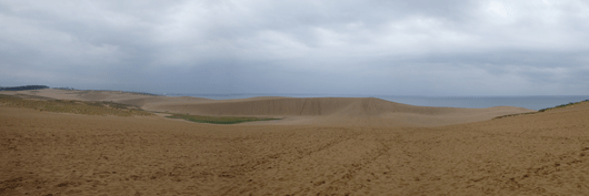 「馬の背」の風景ー小雨が降っています